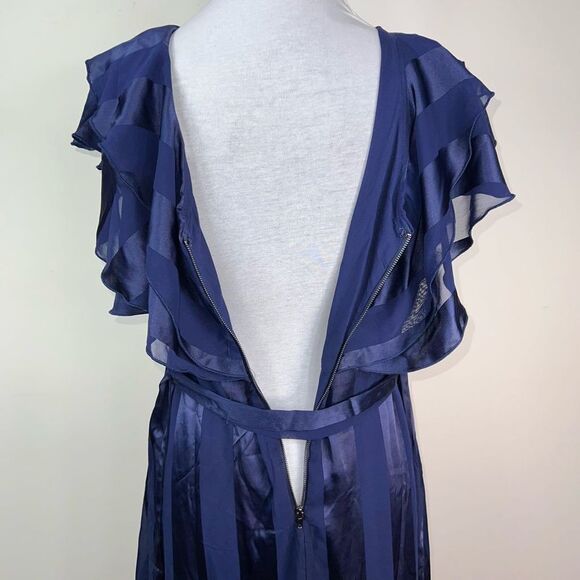 Bishop + Young Elizabeth Crosby Ana Dress in Navy (L) - Picture 2 of 9